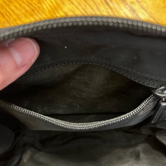 Prada zip bag - Picture 6 of 7